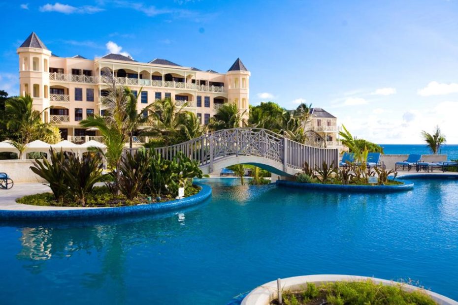 https://www.booking.com/hotel/bb/the-crane-resort.html