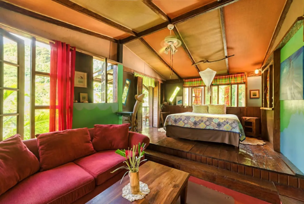 cocoa-cottage-room