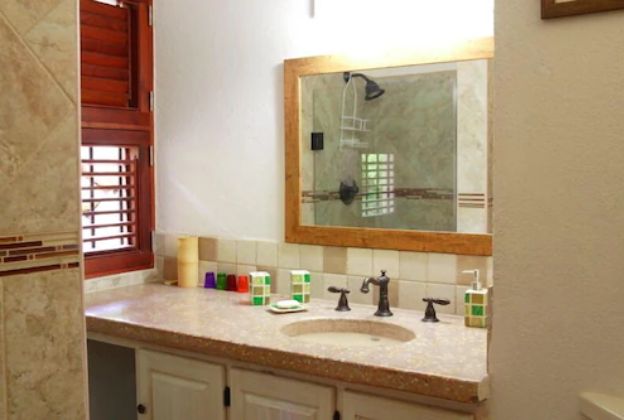 villa-vista-bathroom