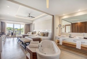 royalton-st-lucia-suite-and-bathroom