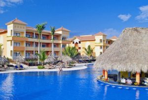 Swim-up Bar