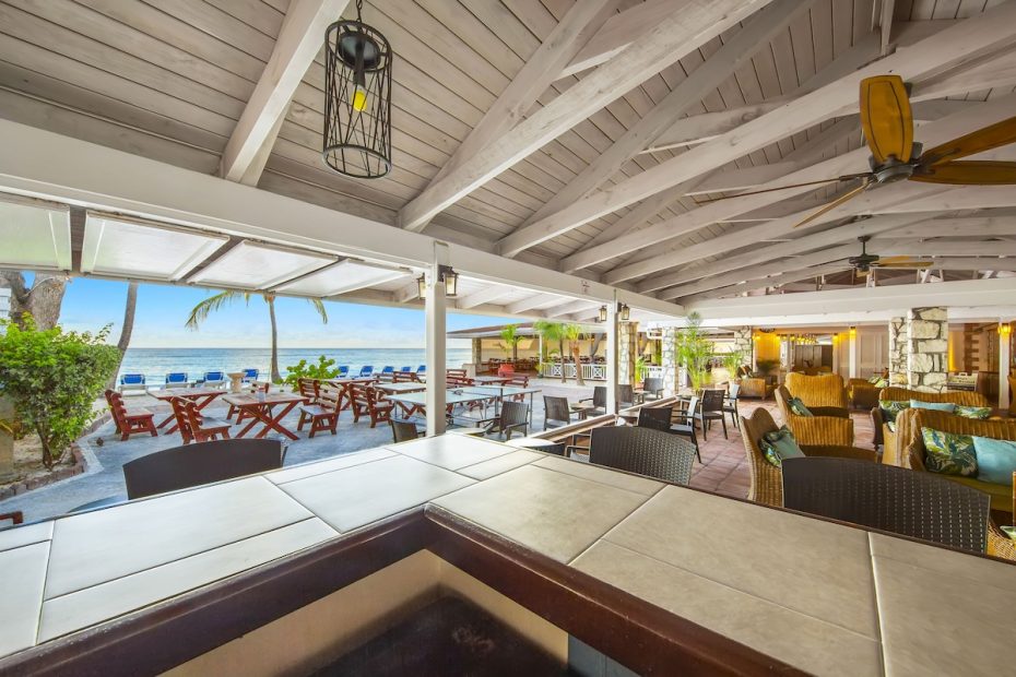 Restaurant/Bar