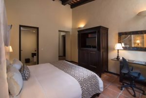 hotel-hodelpa-bedroom