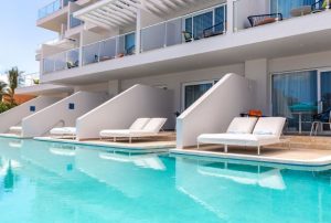 magaritaville-pool-2