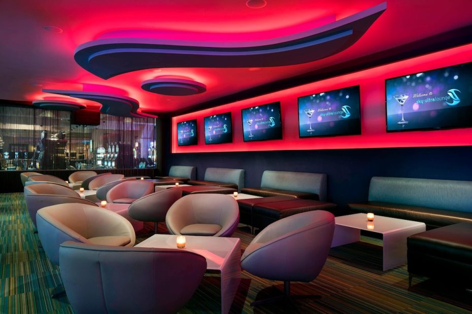 Restaurant/Bar