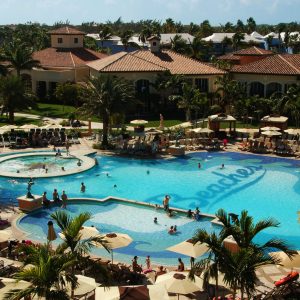 Luxurious Resorts